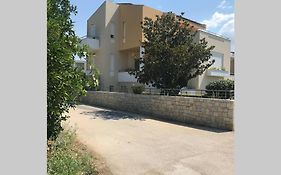 Aretis St Apartment
